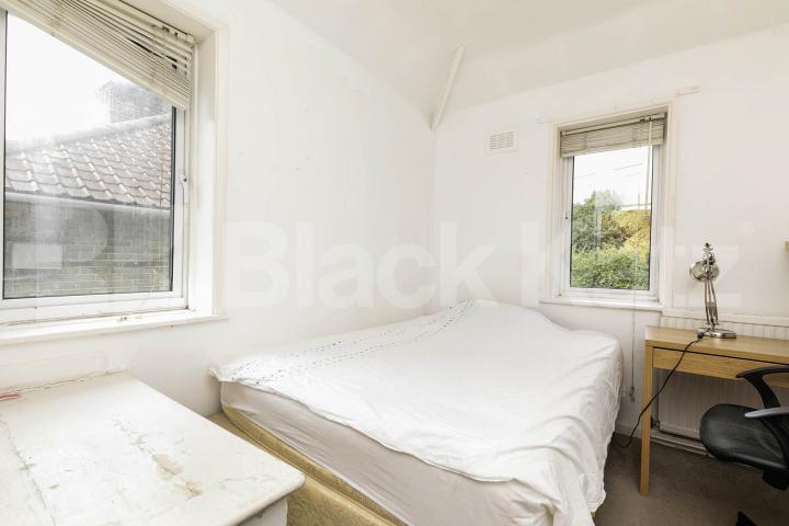 Wonderful split level home Sawley Road , Shepherds Bush